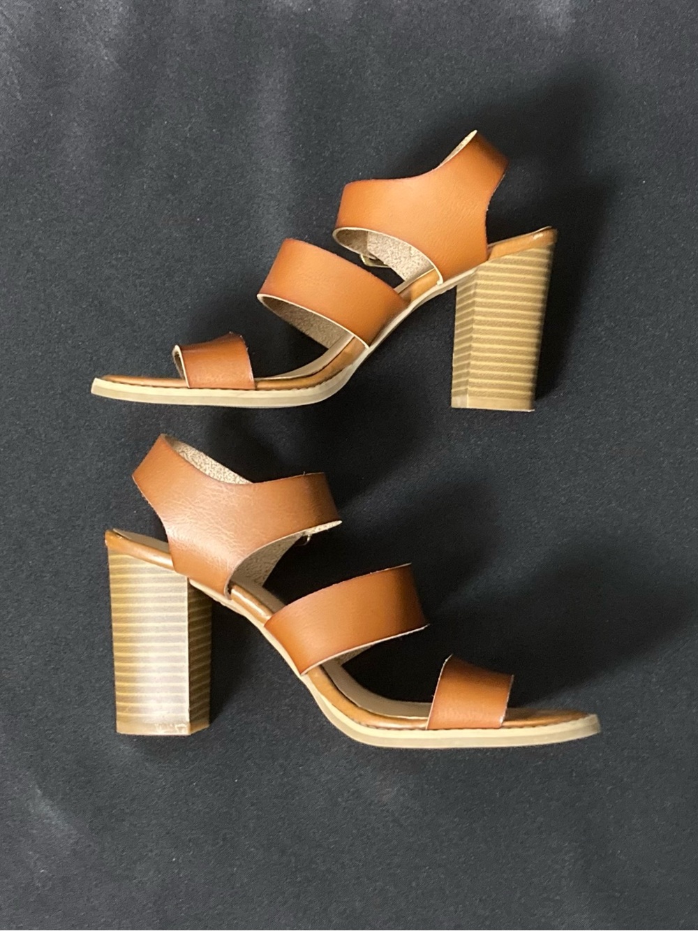 Old Navy Brown Faux Leather High Heel Buckle Strap Sandals Size 8 - Picture 4 of 14